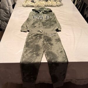 GAP Kids Olive Jogger Set